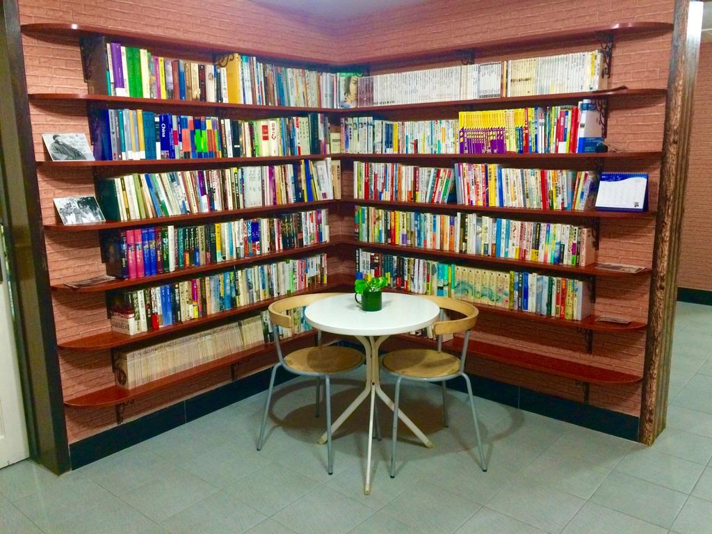 Discovery Youth Hostel Пекин Экстерьер фото